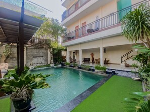 Standard Room | Outdoor pool | 6 outdoor pools - Dedy Beach Inn (Kuta)