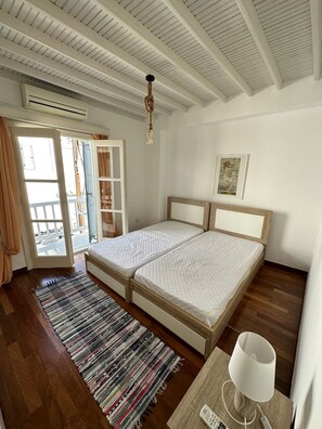 Traditional-Apartment