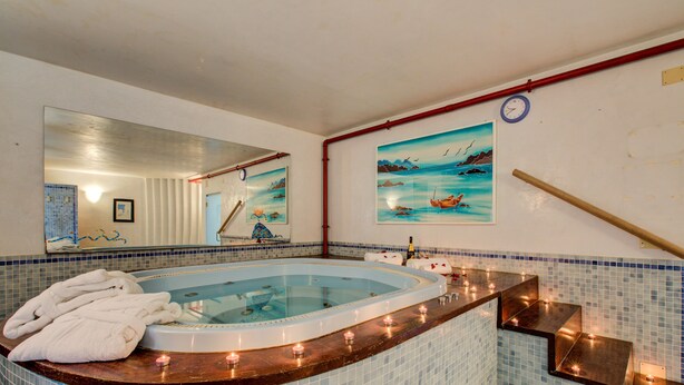 Indoor pool - Family Resort Barone (Rimini)