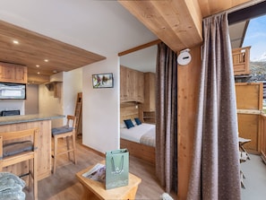 1 bedroom, free WiFi