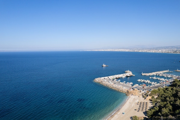 Beach nearby, beach towels
