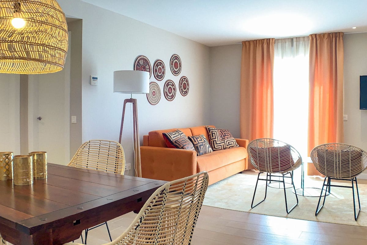 Exclusief appartement, 2 slaapkamers | 2 slaapkamers, luxe beddengoed, bedden met traagschuimmatras