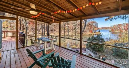 Art Docko - Lakefront Artist Retreat w/ Hot Tub!