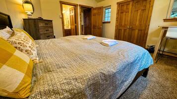 3 slaapkamers, een bureau, gratis wifi, beddengoed