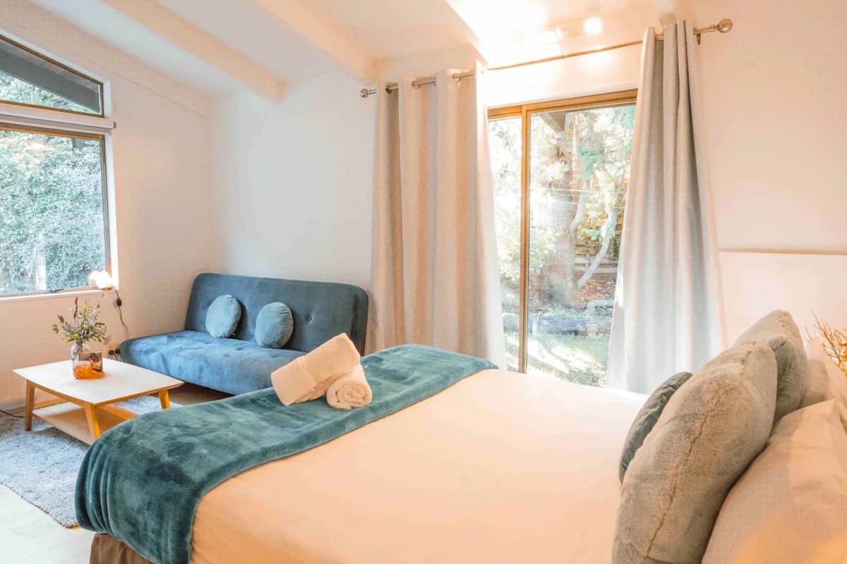Deluxe kamer, 1 slaapkamer, uitzicht op tuin | Gratis wifi, beddengoed