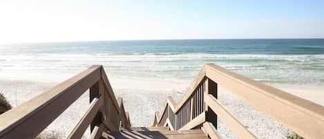 Playa en los alrededores