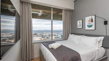 Deluxe Studio | 1 bedroom, Egyptian cotton sheets, premium bedding, Select Comfort beds