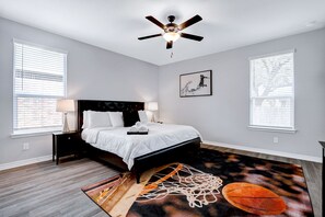 4 bedrooms, WiFi, bed sheets