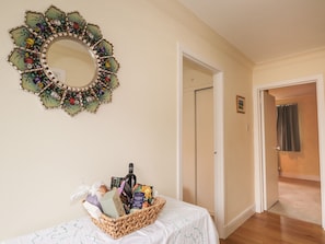 Cottage | Interior - Tommy's (Inverness)