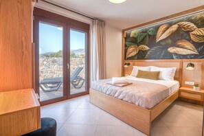 2 عدّة غرف نوم ومكواة/لوح كي وواي فاي وملاءات أسرّة