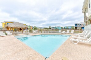 House (4 Bedrooms) | Property amenity