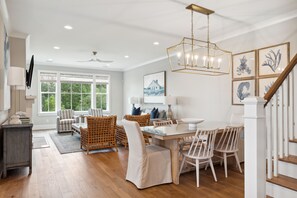 Dining - “Knot Reel” 9818 Haven Loop.  Lowcountry Luxury at Kiawah River, 3 bedroom, sleeps 6. (Johns Island)