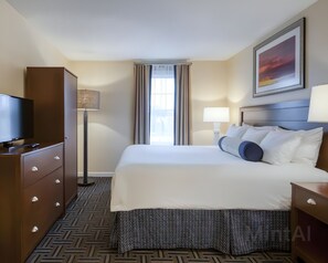 2 habitaciones, escritorio, tabla de planchar con plancha y wifi gratis 