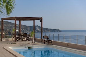 Outdoor pool, a heated pool - Manificus Villa IV, with Heated Pool (Pantanassa, Heraklion)