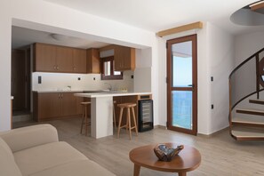 Smart TV - Manificus Villa IV, with Heated Pool (Pantanassa, Heraklion)