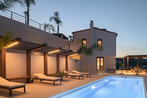 Outdoor pool, a heated pool - Manificus Villa IV, with Heated Pool (Pantanassa, Heraklion)