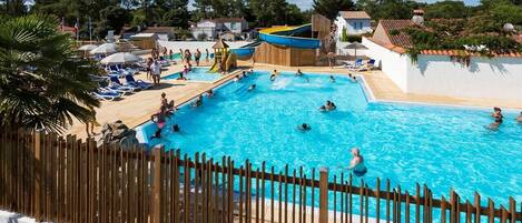 Indoor pool, outdoor pool