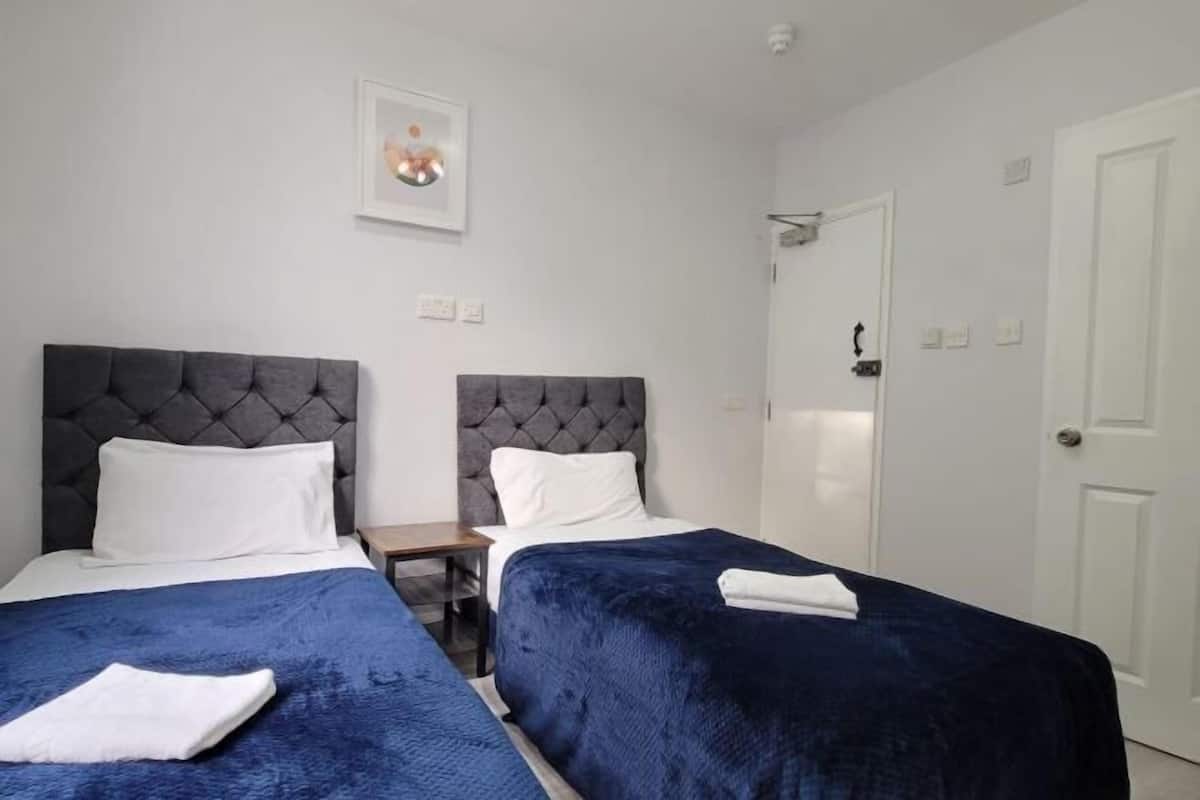 Wifi gratis y ropa de cama