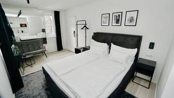 Standard Double Room | Hypo-allergenic bedding, desk, laptop workspace, blackout drapes