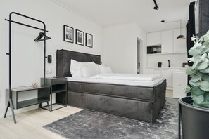 Standard Double Room | Hypo-allergenic bedding, desk, laptop workspace, blackout drapes
