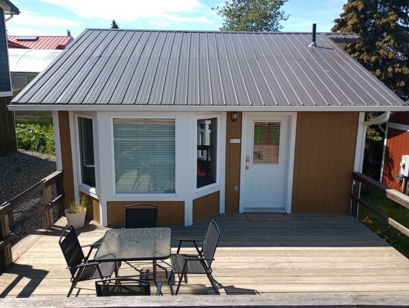 تناول الطعام بالخارج