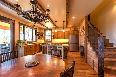 Close to Wolf Creek, Private San Juan River Frontage, Quiet! A/C