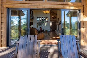 Terrace/patio - Close to Wolf Creek, Private San Juan River Frontage, Quiet! A/C (Pagosa Springs)