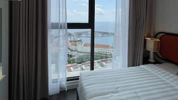 家庭套房, 海景 | 迷你吧、客房内保险箱、遮光窗帘、免费 WiFi