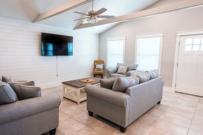 House (5 Bedrooms) | Property amenity - Sassy Seahorse by Silver Sands Vacation Rentals (Port Aransas)