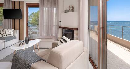 ELIA SEASIDE NEA CHORA