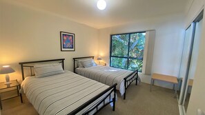 2 bedrooms, iron/ironing board, WiFi, bed sheets