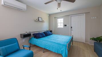 Iron/ironing board, free WiFi, bed sheets, wheelchair access