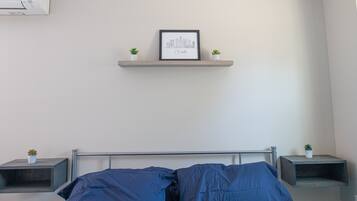 Een strijkplank/strijkijzer, gratis wifi, beddengoed, rolstoeltoegang