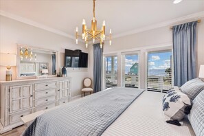 4 bedrooms, free WiFi, bed sheets
