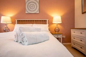 3 bedrooms, WiFi - 3 Bedroomed Family Home, 15 Minutes Walk to Town (Shrewsbury)