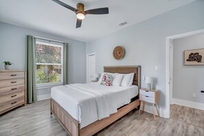 4 chambres, bureau, fer et planche à repasser, Wi-Fi gratuit