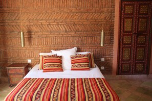 5 bedrooms, iron/ironing board, travel cot, free WiFi