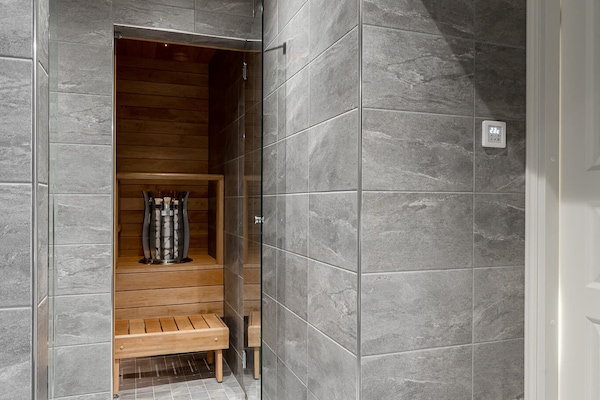 Exclusive Apartment | Bilik Mandi | Pancuran mandi, hulu semburan hidrourut, pengering rambut, bidet