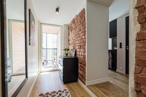 Comfort Apartment | Free WiFi, bed sheets