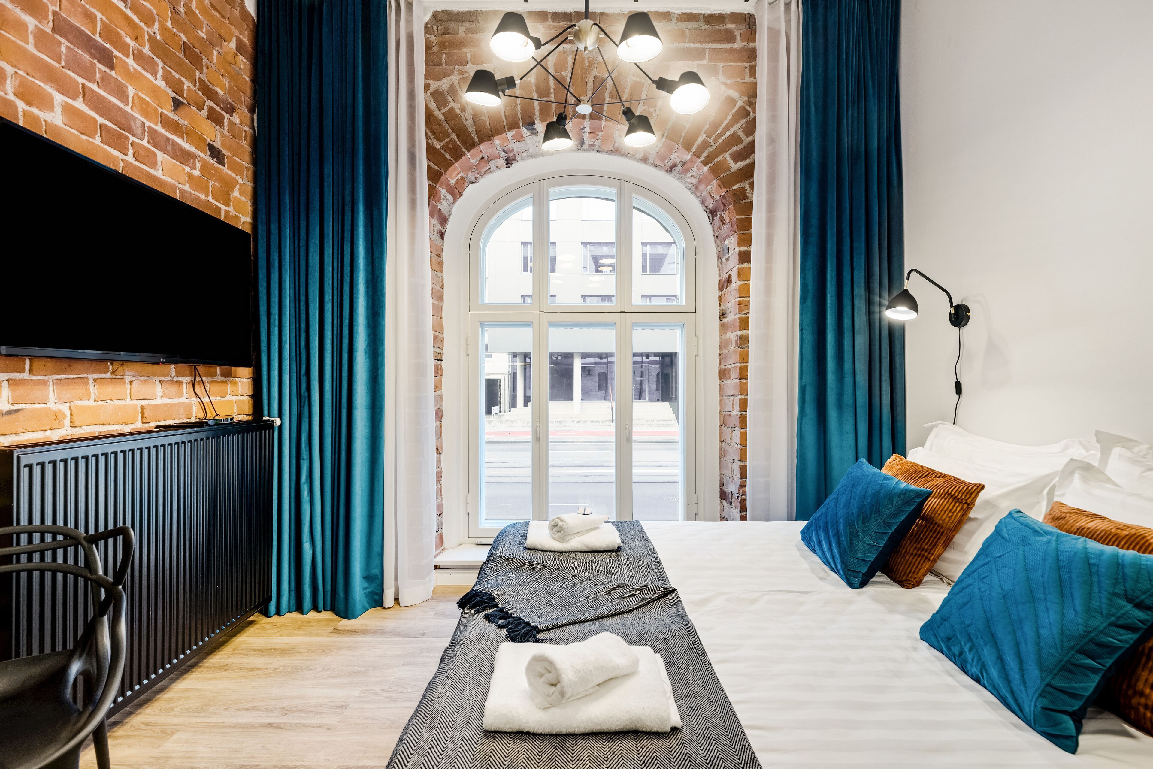 Wifi gratis y ropa de cama 