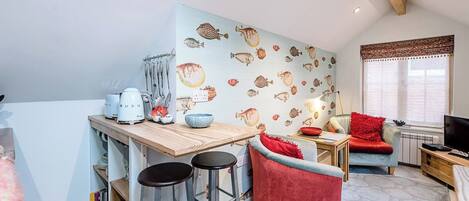 Télévision, cheminée