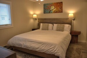 2 soverom, strykejern/-brett, wi-fi (inkludert) og sengetøy