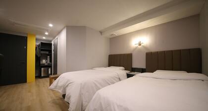 25 HOTEL