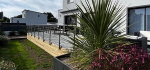 Terrace/patio - Villa TY MAÏ, Modern, bright 300m from the beach, pets allowed, 2-6 pers (Clohars-Carnoët)