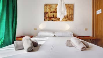 4 camere, Wi-Fi gratuito, lenzuola