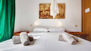 4 quartos, Wi-Fi de cortesia, roupa de cama