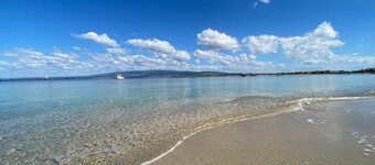 Holiday Home "Samarighouse" close to the Sea with Garden & Wi-Fi