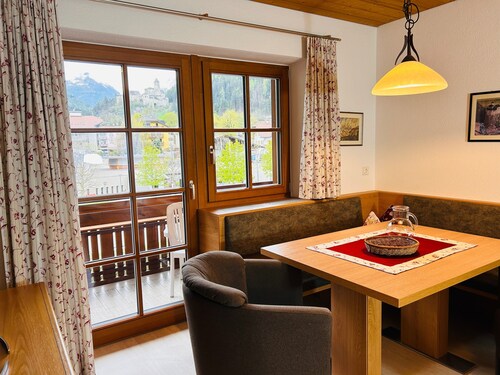 Ferienwohnung "Duregger Fröhlichkeit Plus" mit Bergblick, Garten und WLAN