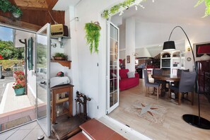 Televisio, takka, stereot