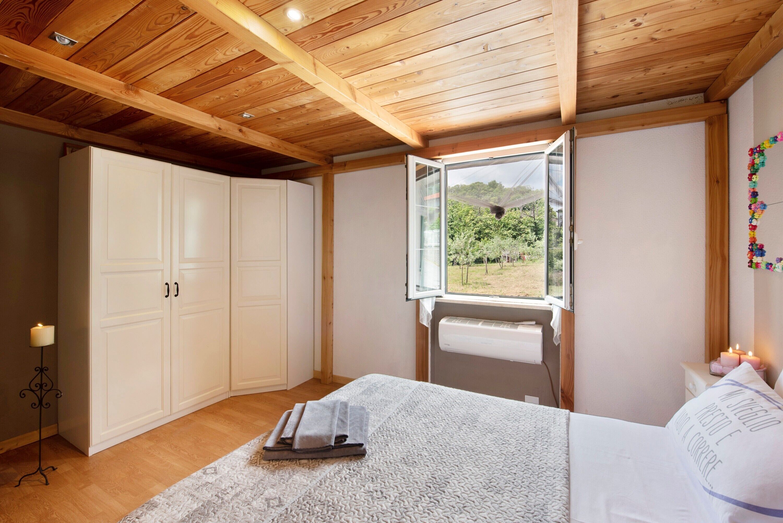 3 chambres, fer et planche à repasser, Wi-Fi gratuit, draps fournis